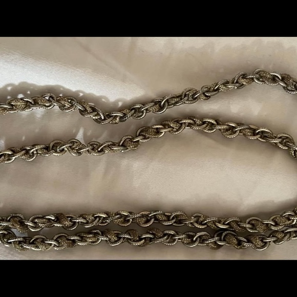 Elegant silver metal vintage chain - Picture 3 of 4